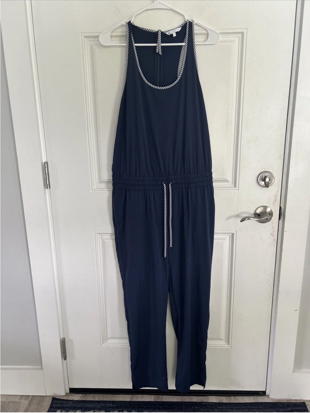 Southern tide women’s jumpsuit, size medium, performance Sleeveless jumpsuit